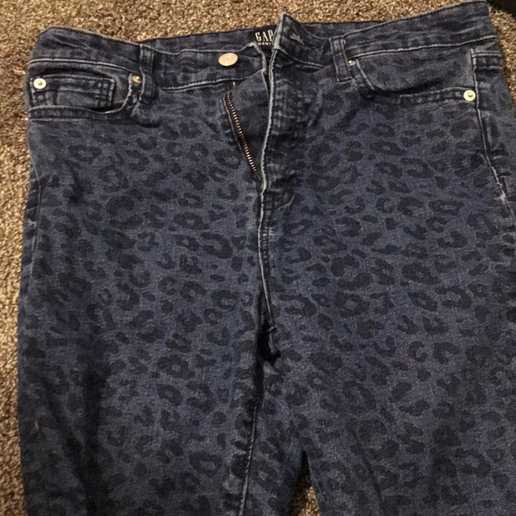 Gap cheetah print jean - Picture 2 of 3